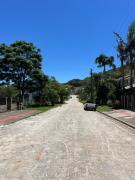 Casa na Praia da Silveira perto do centro de Garopaba