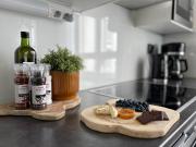 Sauna, Parking, 350MB, 65 HDTV, Games, Dryer