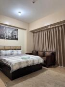 81 Newport Across International Airport Terminal 3 C1-7O