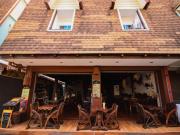 OYO 1103 Pirates House Hotel