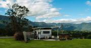 Serene Vintage Van Retreat with Mountain Views in Pumpenbil