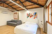 GuestHost - Piazza della Frutta Studio Apartments