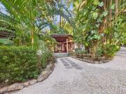 Pachamama Bungalows and Surfcamp - Santa Teresa