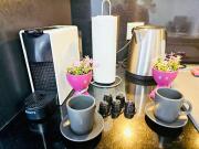 Bright 2 bedroom apartment in prime location