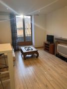 Bel appartement T2 moderne avec balcon et internet