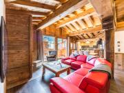 Appartement rénové avec cheminée, 4 chambres au cœur du Vieux Val-dIsère - FR-1-862-5