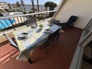 Appartement 2 pièces rénové avec terrasse et climatisation à Port Camargue - FR-1-731-152