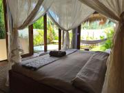 New Manggis 4, Gladak paradise