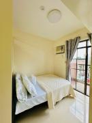 STUIO WITH BALCONY AT DOWNTOWn