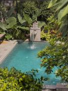 Sesatha waters edge villa