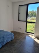 Casa De Campo Moderna Con Pileta