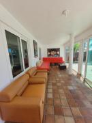 Casa pé na areia 4 suites, 1,36 km do centrinho