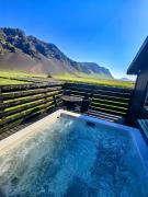 Aurora Cabin and Private Jacuzzi