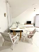 Затишна квартира на Празькому