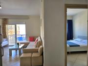 Eri One Bedroom Holiday Apartment 153