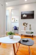 Jennifers Modern Federal Hill Apt w Private Deck