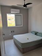 Apartamento na praia da Enseada, Aceita pets