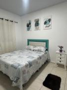 Casa inteira - 5 min da praia a pé