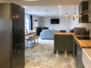 Middle Hanter - Uk37355