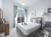 Free housekeeping visits during your stay - StayShort - Elegant JVC Studio Sleeps 4 with Private Balcony