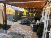 Stunning Cottage, Hot Tub, 8 MINS to CITY & Z00