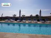 Pleasant tent with swimming pool