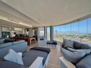 Ultimate luxury on Beach Road