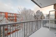 Fresh, Modern Living in a Beautiful Solna Area