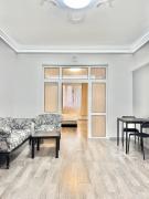 Top City Centre 1BDR Apartment next to Theater Tear and Laughter