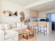 Magnificent Apartment - Beach - Jacuzzis!