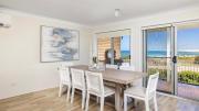 Top Anna Bay