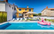 Villa Tramontana near Pula for 6 persons with 30m2 private pool