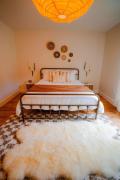 Top Logan