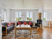 Holiday Home Store - 700m from the sea by Interhome