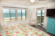 1860 SqFt-Oceanfront Oasis