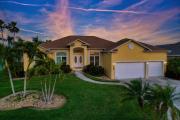 Top Apollo Beach