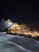 Готель White House