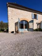 Le Clos des Buis Chambre dHôtes Côté Cour