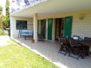 Camere con patio e giardino vicino lago