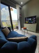 Modern Two Bedroom Ipoh City Apartment with Pool, Gym and Free Parking