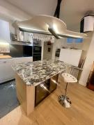 Typical Parisian art gallery style