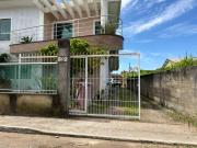 Casa aconchegante nos Ingleses, 5 minutos da praia