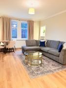 Bright and spacious 2 bedroom flat