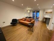 1 bedroom city centre apartment with free parking