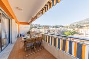 Bright Sea-View 1-Bedroom Apartment with Terrace & Private Garage 2 min Walk to Beach