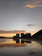 Apartamento com vista para o mar, pé na areia