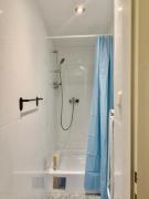 Spacious Ground Floor Apartment near Center