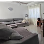 Casa Grande com piscina na Praia dos Anjos