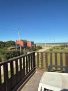 Complejo de departamentos con vista al mar