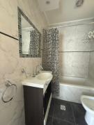 Complejo de departamentos con vista al mar